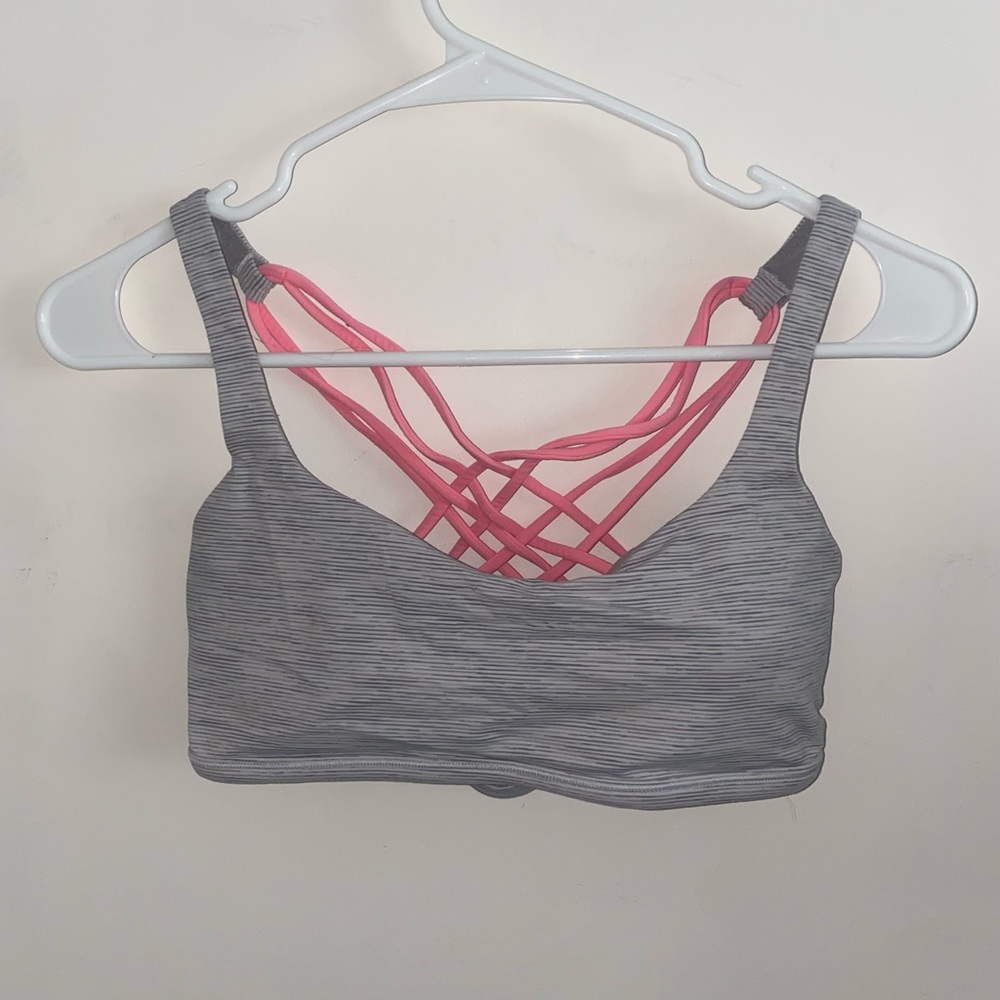 Lululemon Free to be bra Sports Bra